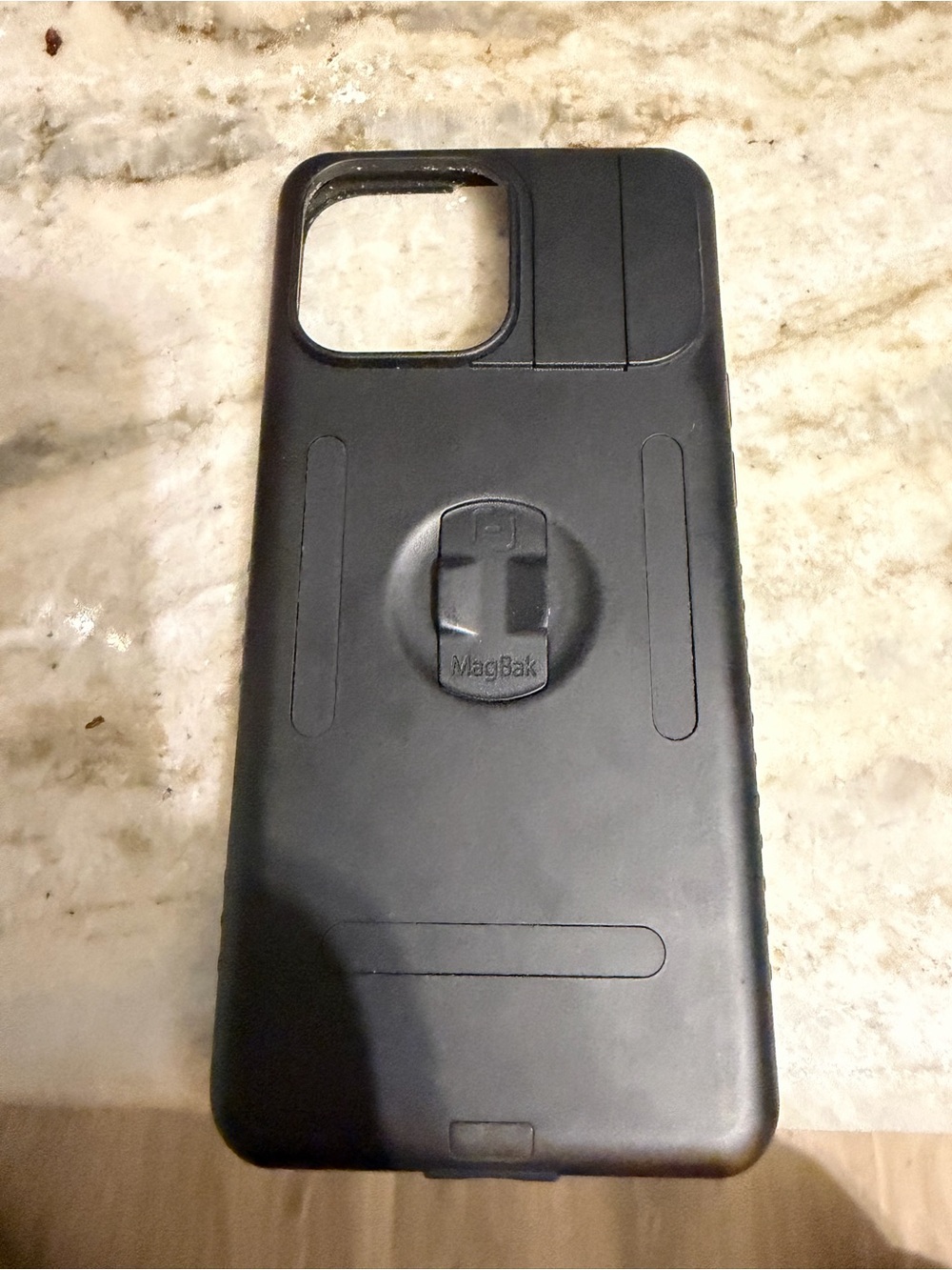iPhone 16 Pro Max Magnetic-Compatible Black Phone Case with Lens Cover